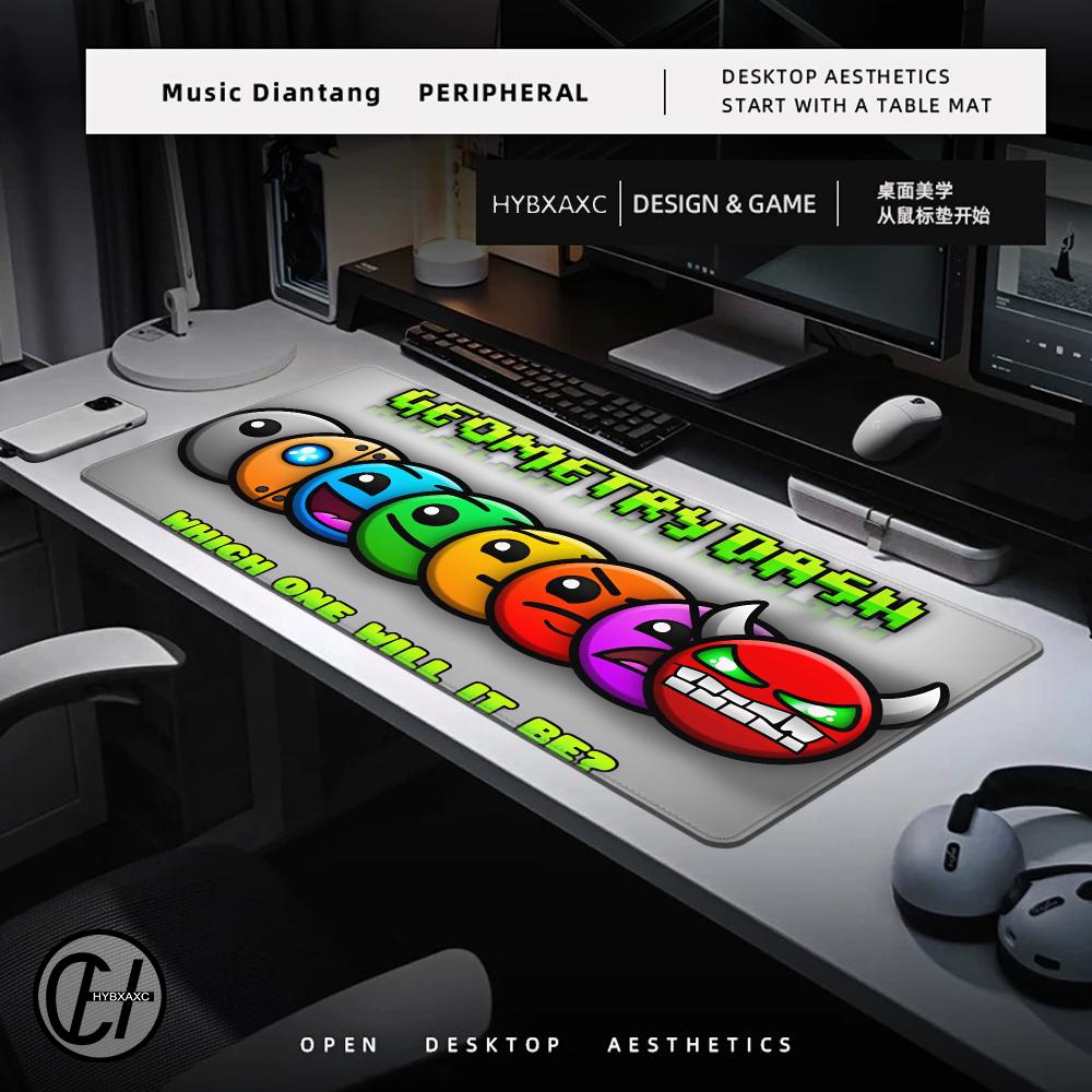 Mousepad E-sports Cool Geometr - Esports Gaming Cabinet avaliação e preço